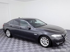BMW 530 sedanas