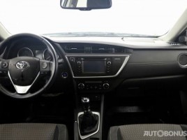Toyota Auris | 4