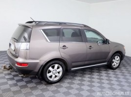 Mitsubishi Outlander, 2.4 l., cross-country | 2