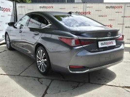 Lexus ES 300h | 4