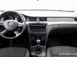 Skoda Superb, 1.4 l., saloon | 4