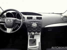 Mazda 3 | 4