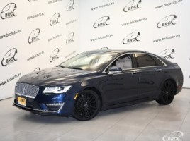 Lincoln MKZ sedanas