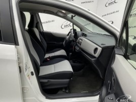Toyota Yaris, 1.5 l., Хэтчбек | 3