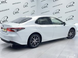 Toyota Camry | 2