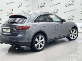 Infiniti QX70, 3.0 l., visureigis | 1