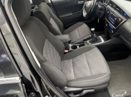 Toyota Auris, 1.3 l., Хэтчбек | 4