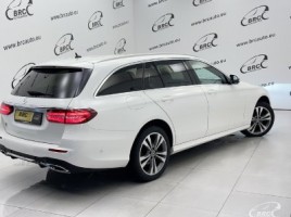 Mercedes-Benz E220 | 1
