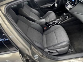 Toyota Corolla | 4