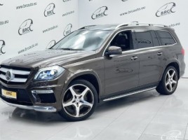 Mercedes-Benz GL350 внедорожник