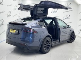 Tesla Model X, Внедорожник | 1
