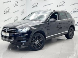Volkswagen Touareg внедорожник
