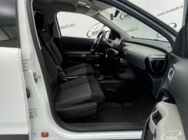 Citroen C4, 1.5 l., hatchback | 3