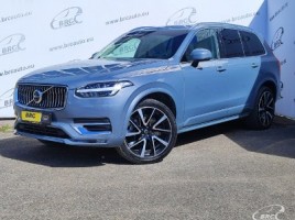 Volvo XC90 visureigis