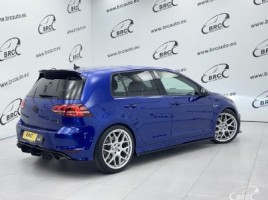 Volkswagen Golf | 1