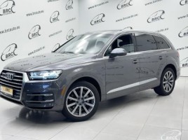 Audi Q7 cross-country