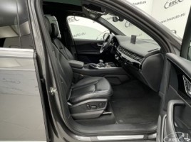Audi Q7 | 3