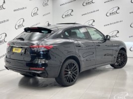 Maserati Levante, 3.0 l., cross-country | 1