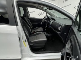 Toyota Yaris, 1.5 l., hatchback | 3