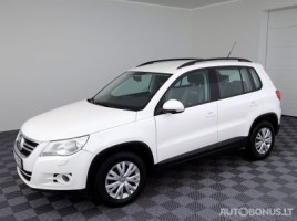 Volkswagen Tiguan | 1
