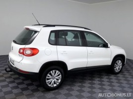 Volkswagen Tiguan | 2