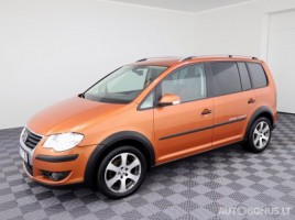 Volkswagen Touran, 2.0 l., monovolume | 1