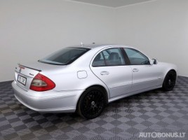 Mercedes-Benz E320 | 2
