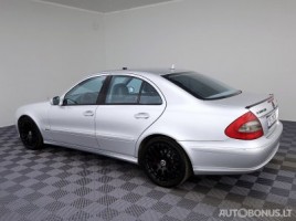 Mercedes-Benz E320 | 3