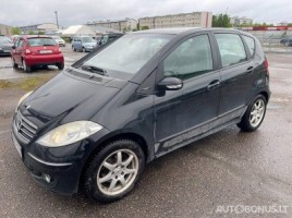 Mercedes-Benz A200 | 1