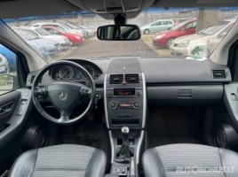 Mercedes-Benz A200 | 4