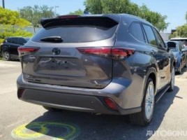 Toyota Highlander | 4