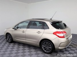 Citroen C4, 1.6 l., hatchback | 3