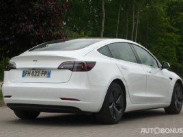 Tesla Model 3 | 1