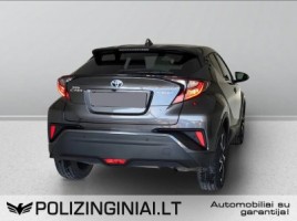 Toyota C-HR | 3