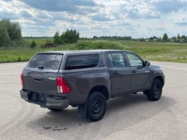 Toyota Hilux | 3
