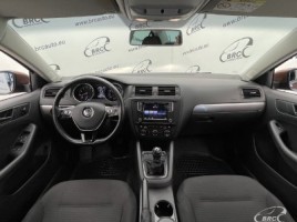Volkswagen Jetta | 4