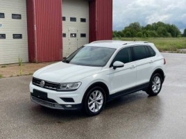 Volkswagen Tiguan внедорожник
