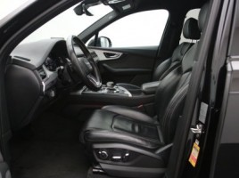 Audi Q7 | 3