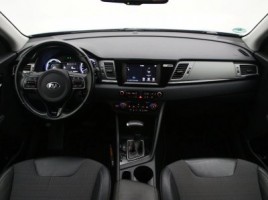Kia Niro, 1.6 l., cross-country | 1