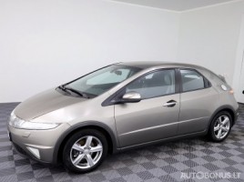 Honda Civic, 1.8 l., hatchback | 1