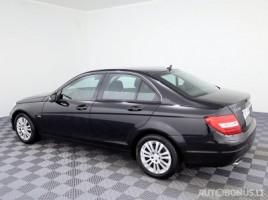 Mercedes-Benz C220, 2.1 l., sedanas | 3
