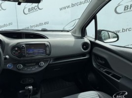 Toyota Yaris, 1.5 l., Хэтчбек | 4