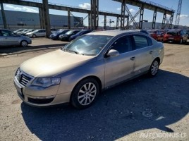 Volkswagen Passat | 1