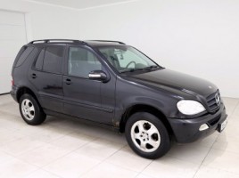 Mercedes-Benz ML320 visureigis