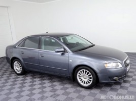 Audi A4 sedanas