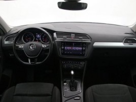 Volkswagen Tiguan | 1
