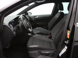 Volkswagen Golf | 3