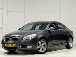 Opel Insignia saloon