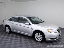 Chrysler 200 sedanas