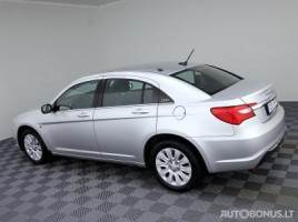 Chrysler 200 | 3